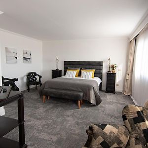 Deluxe Junior Suite